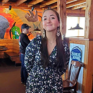 Meet your Posher, Amilia